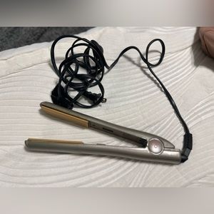 CHI straightener